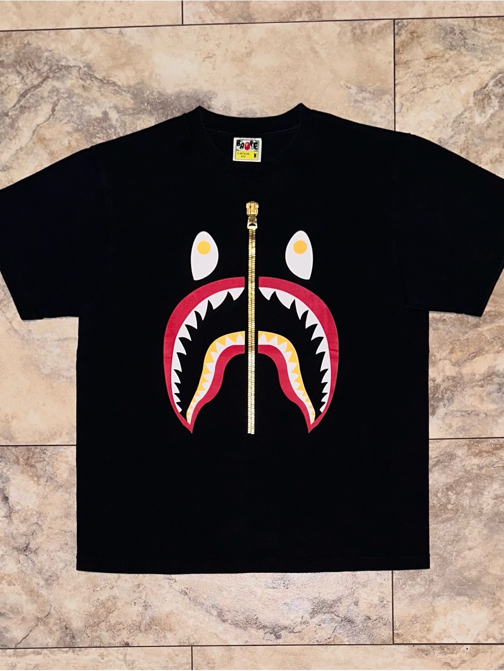 BAPE Red Yellow Shark Face Gold Zip Graphic T-Shirt Black Size Medium